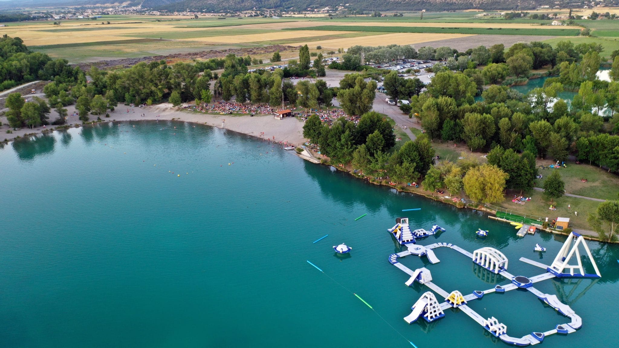 Lacs Des Buissonnades Base De Loisirs Feu d'artifice du 13 Juillet 2019, Lac des Buissonnades - ORAISON